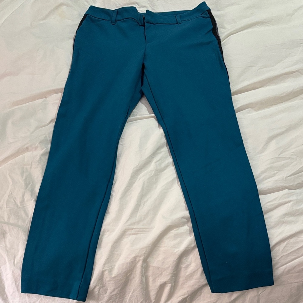 Old Navy Women’s Teal Pixie Chinos
